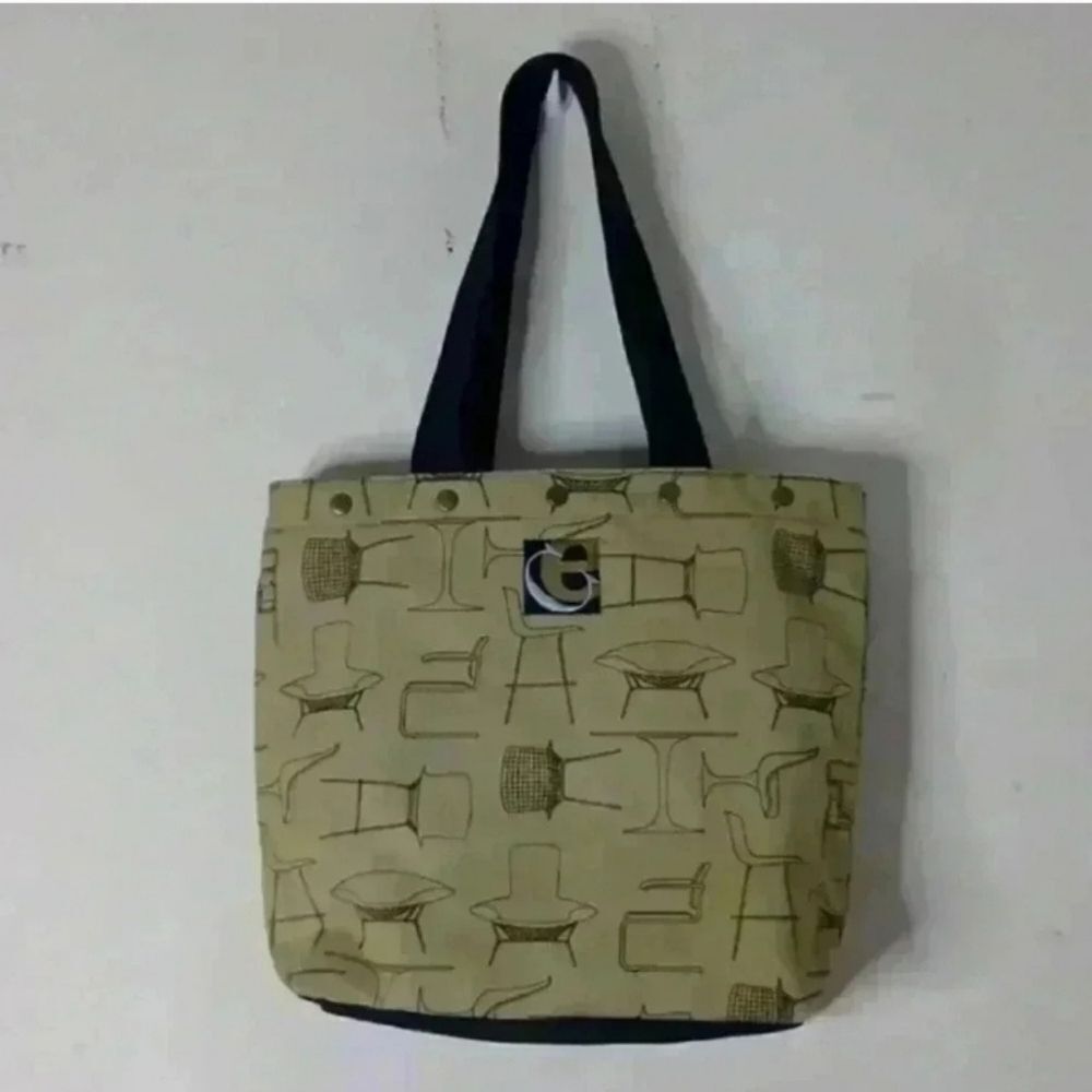 Stylish Beige Womens Shoulder Bag